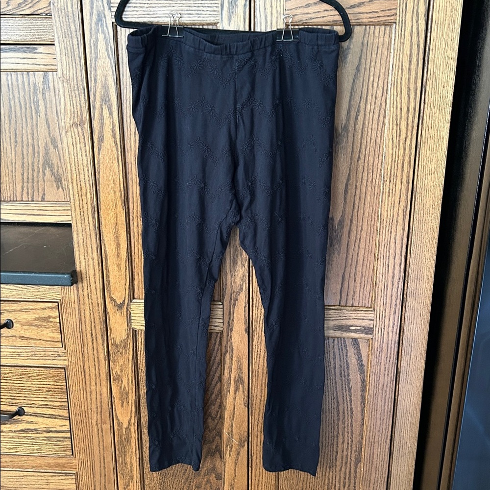 Johnny Was Black Embroidered Leggings